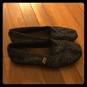 TOMS Size 8.5 Women’s